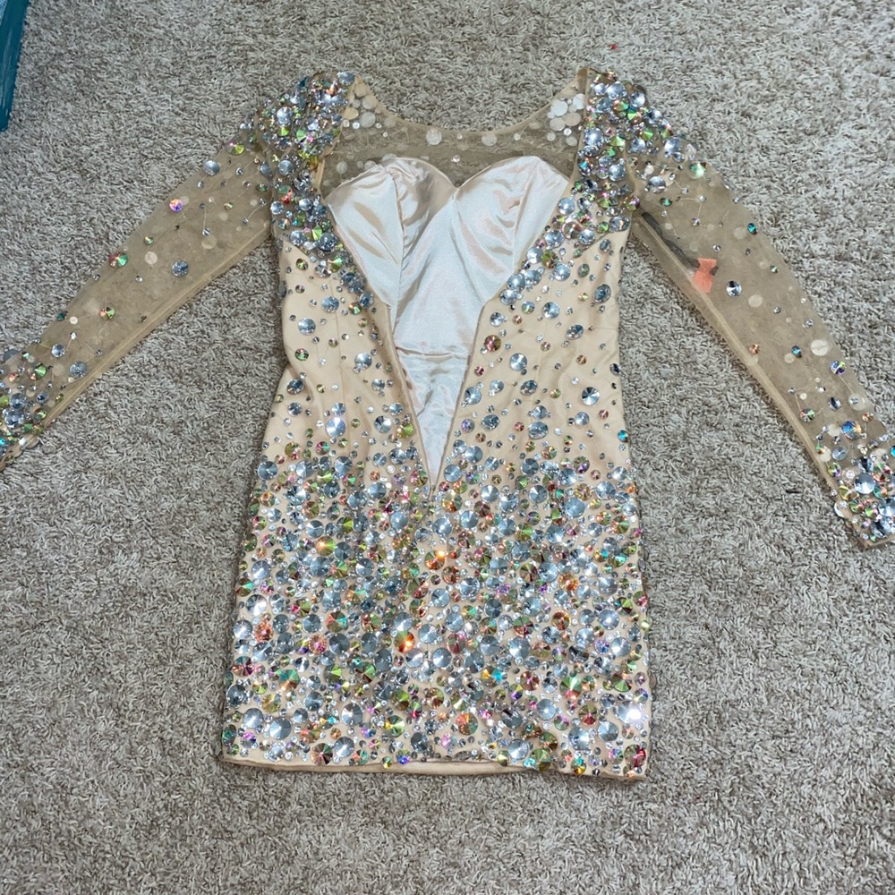 Short gorgeous prom/ homecoming dress!